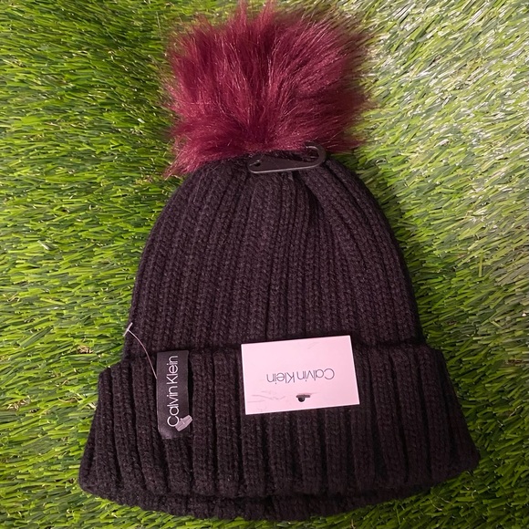 Beanie hat NWT. - Picture 5 of 14